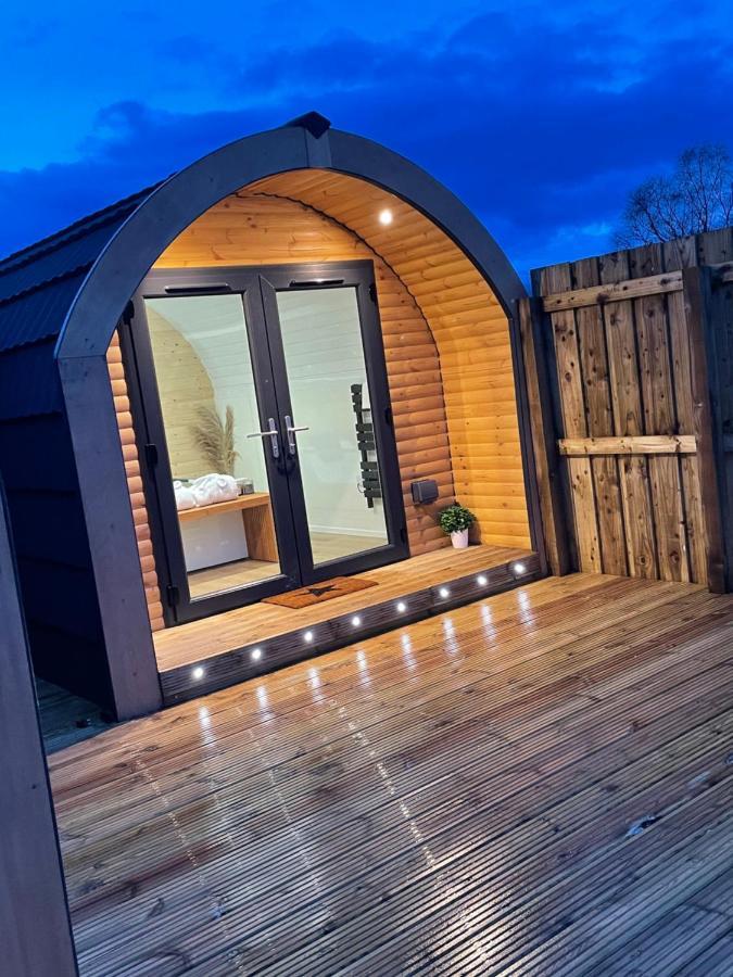 Apex Studio Pod & Jacuzzi Bath Форт Уилям Екстериор снимка